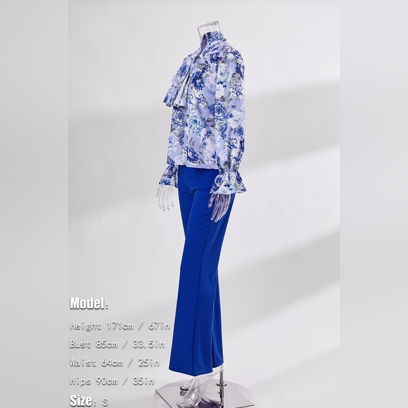 Dani Blue Floral Trumpet Sleeve Pant Set - Picture 11 of 12